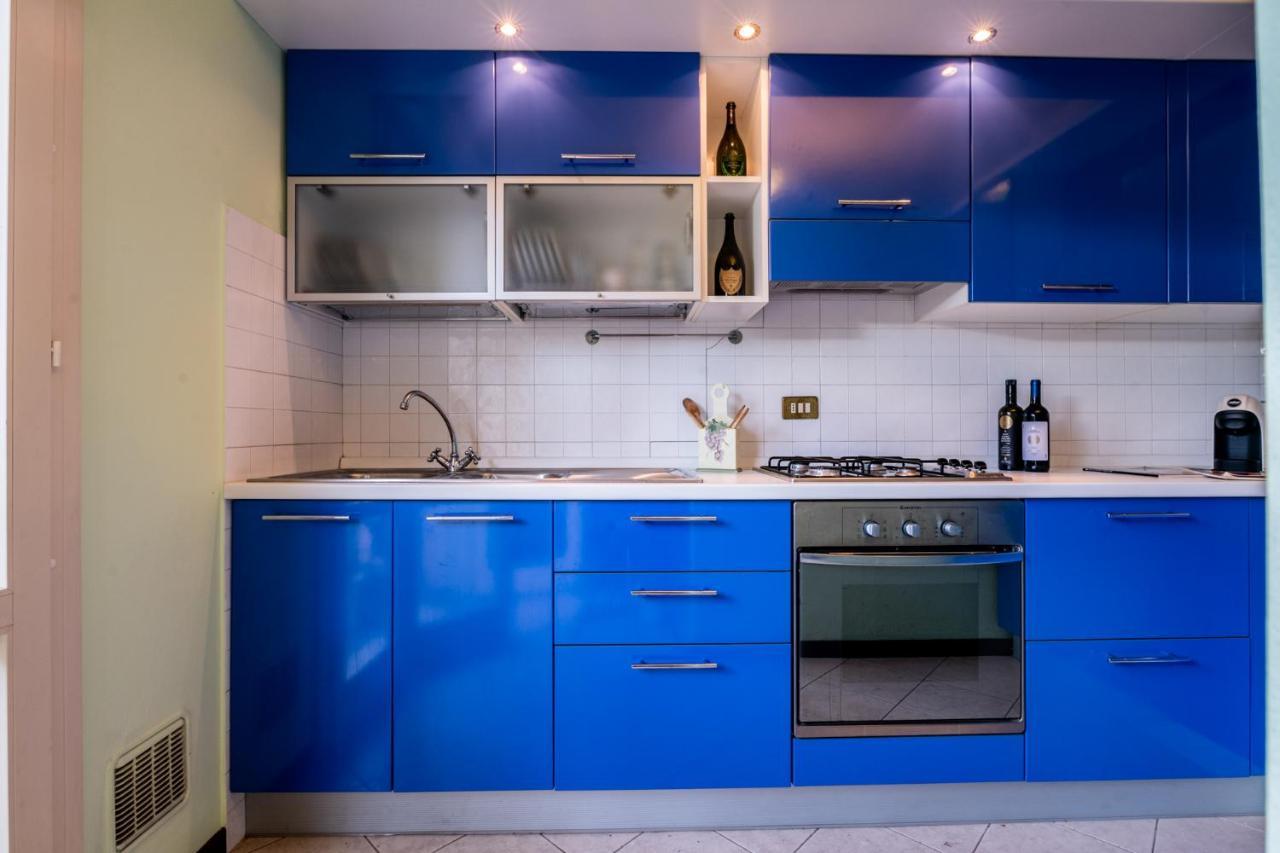 Appartamento Le Cornici ลุคคา ภายนอก รูปภาพ